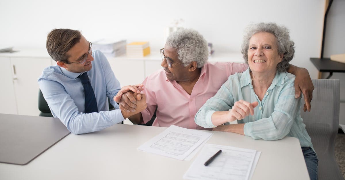 Cover Image for Variable Universal Life Insurance: Investment Risk and Reward